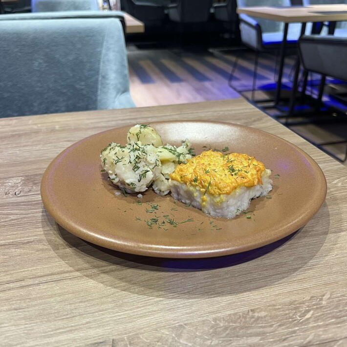 Гуляш из говядины с кус-кусом отварным