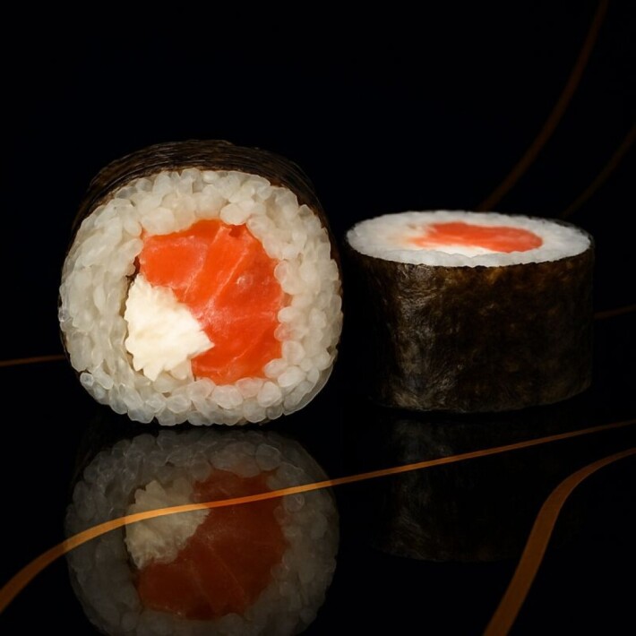 Футомак с лососем и томатом