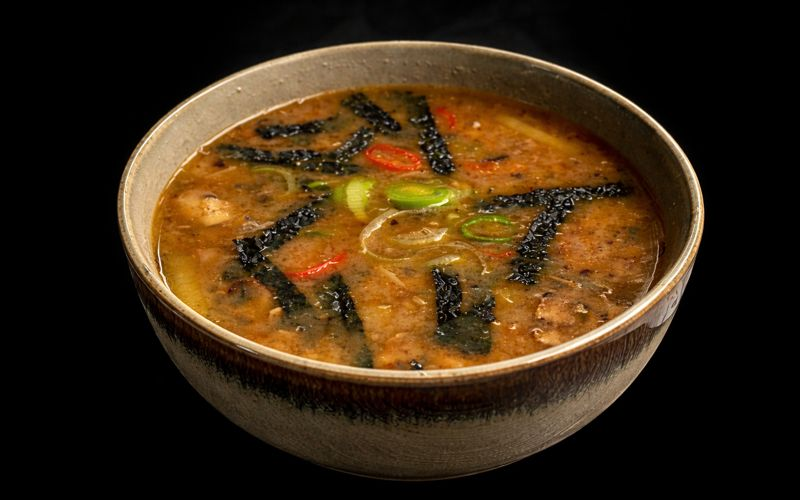 Мисо-суп с грибами и овощами