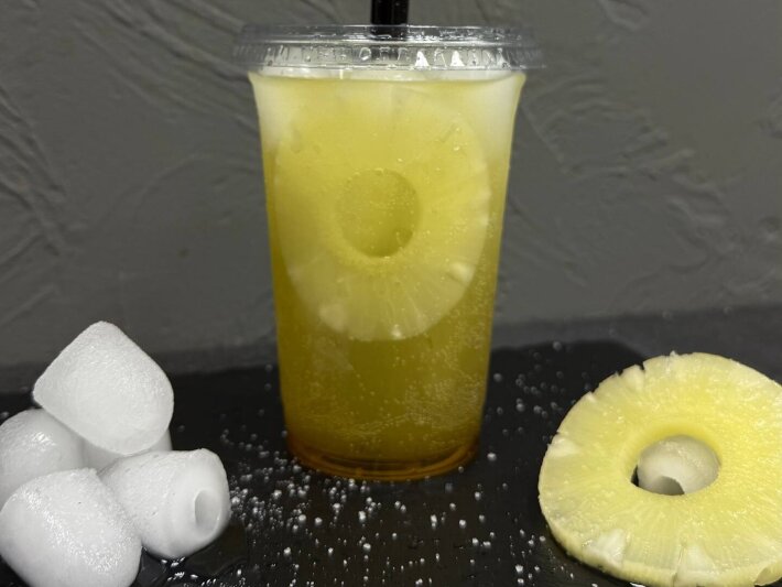 Коктейль «Солёная пина колада»