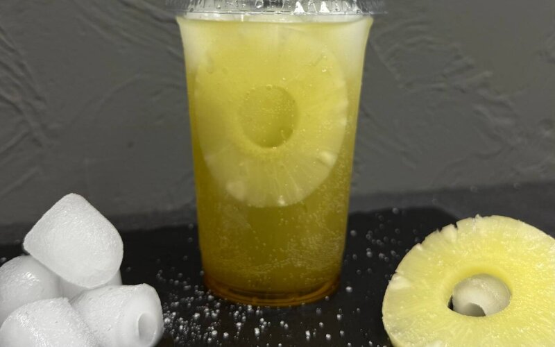 Коктейль «Солёная пина колада»