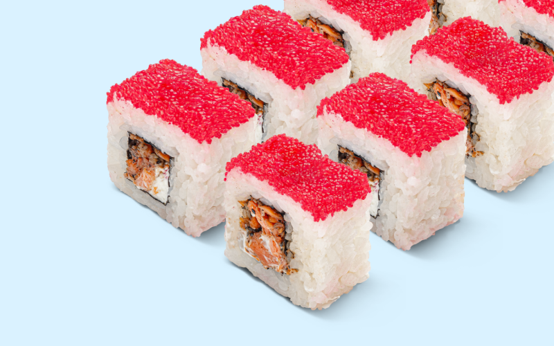 Ролл «Лосось с тобико»