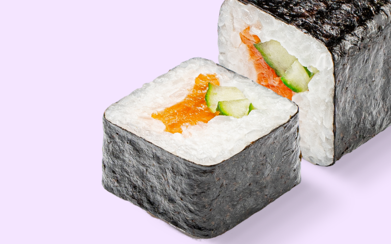 Ролл «Сяке кюри маки»