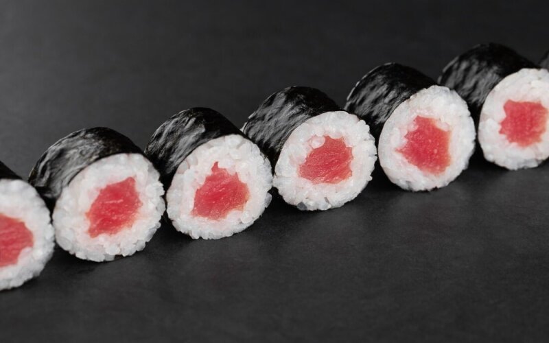 Мини ролл с тунцом