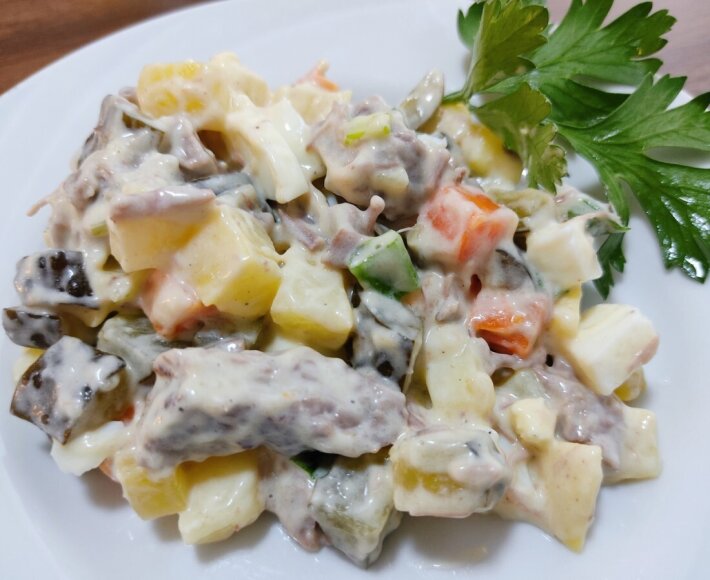 Салат с говядиной