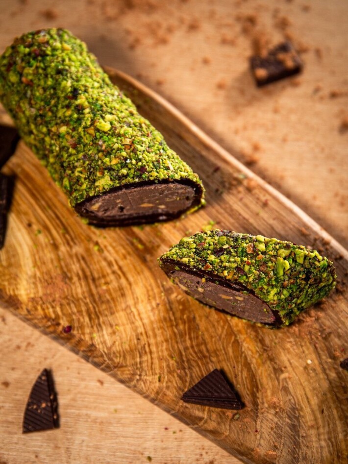 Рулет рахат-лукум шоколад с фисташкой