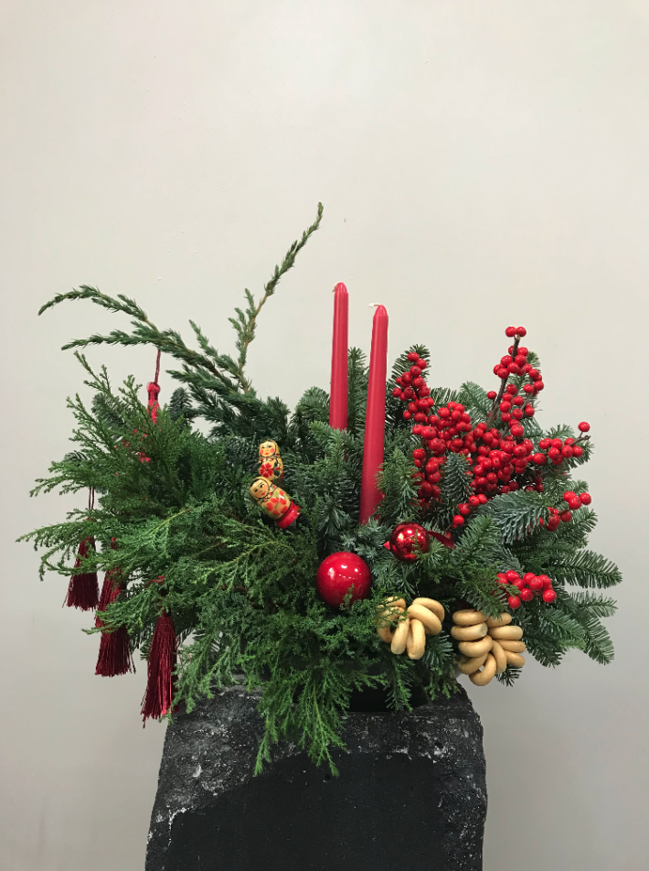 Композиция с матрешками