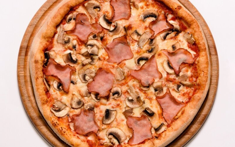 Ветчина и грибы