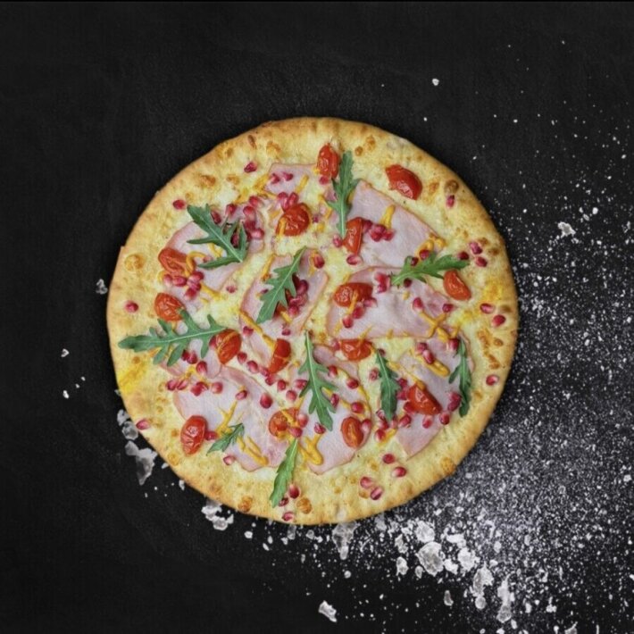 Пицца с гранатом