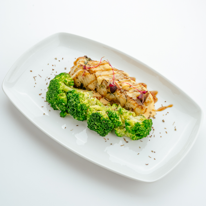 Филе судака с брокколи