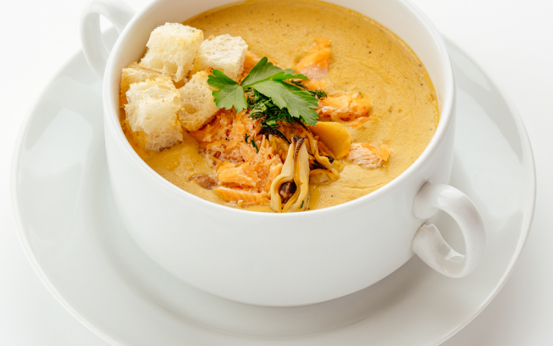 Овощной суп-пюре с лососем