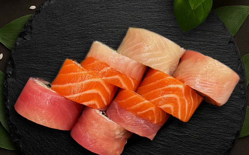 Ролл «Радуга»