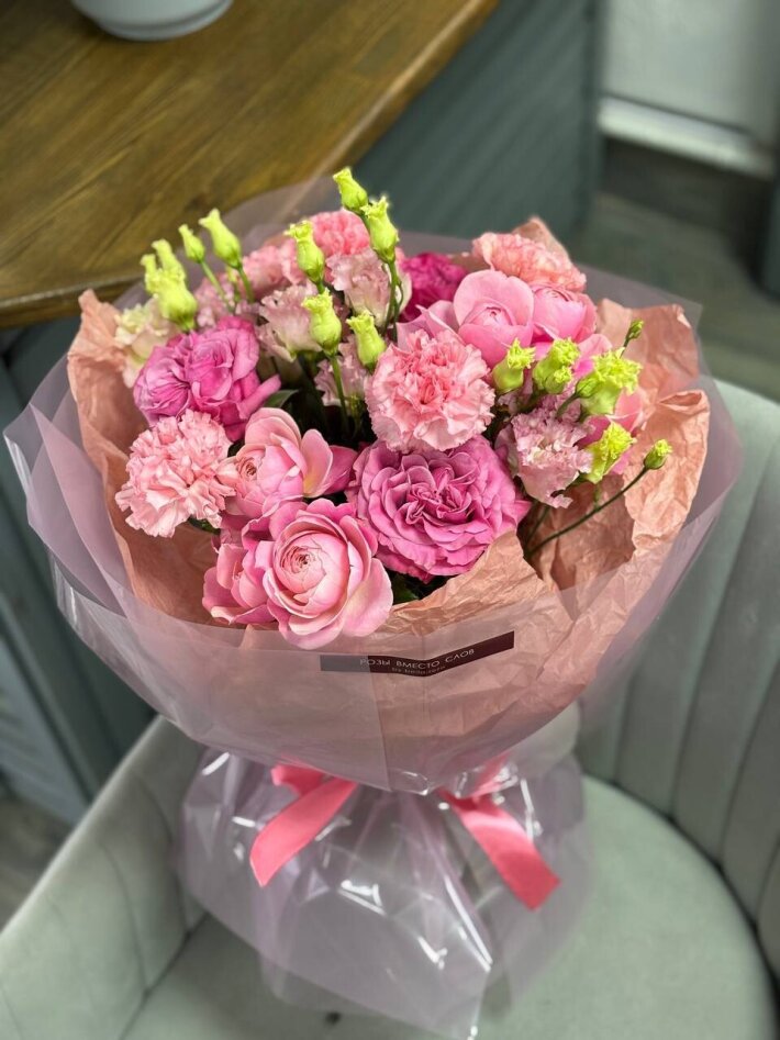 Букет из пионовидных роз