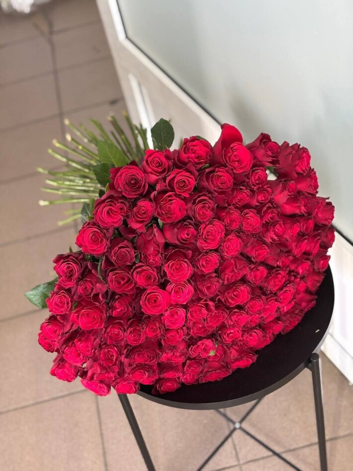 Букет из 101 розы