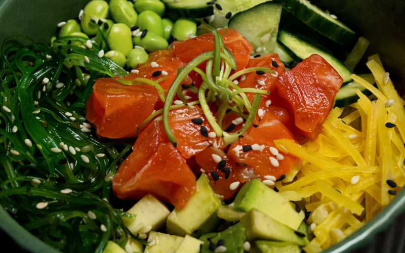 Поке Боул с лососем