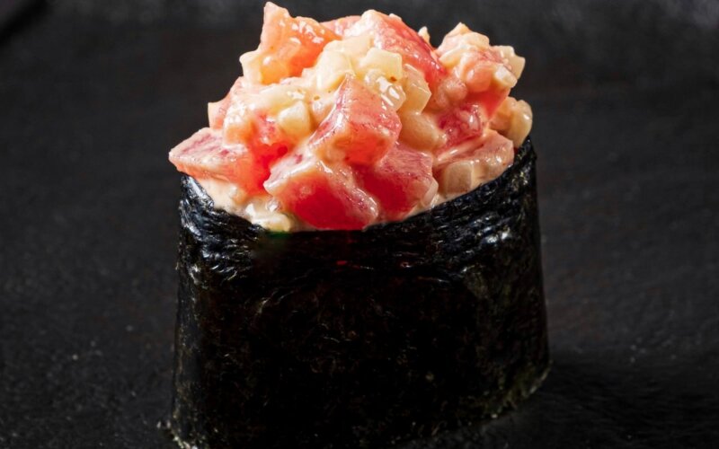 Гункан Магуро спайси