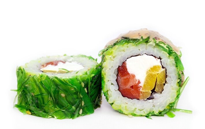 Ролл «Вакаме