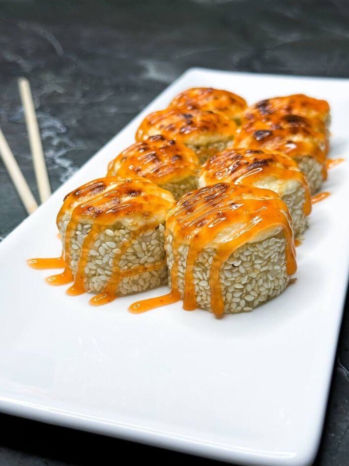 Ролл запечённый «Татаки»