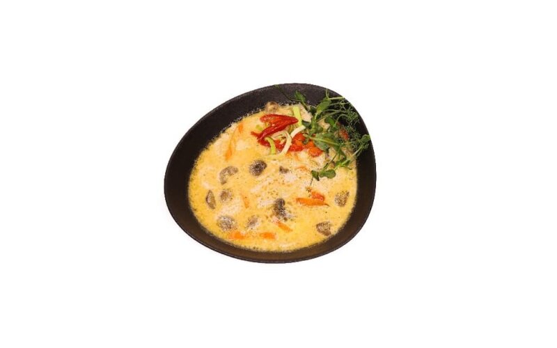 Суп с курицей и кокосовым молоком