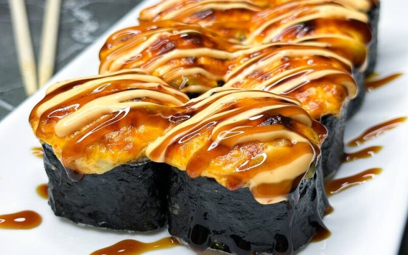 Ролл острый запечённый «Ункай»