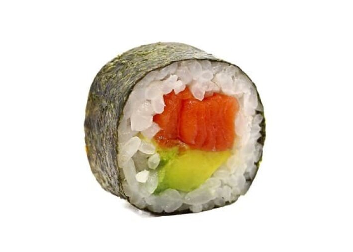 Ролл с лососем и авокадо