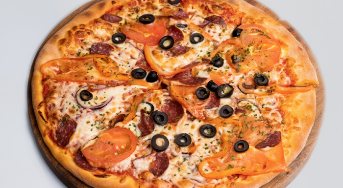 Служба доставки «Траттория на Толстого»