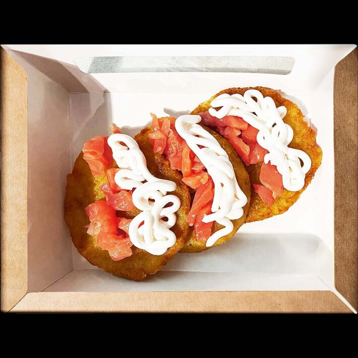 Драники с рыбой и творожным сыром