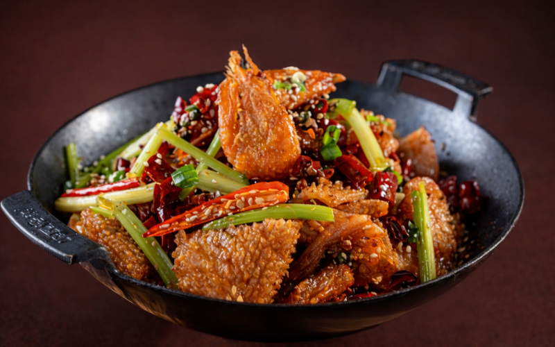 Пряные креветки с кальмаром