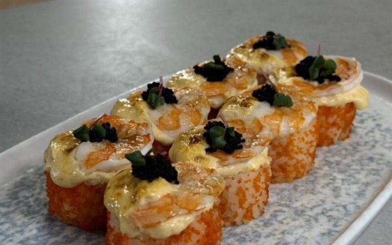 Запеченный шримп ролл