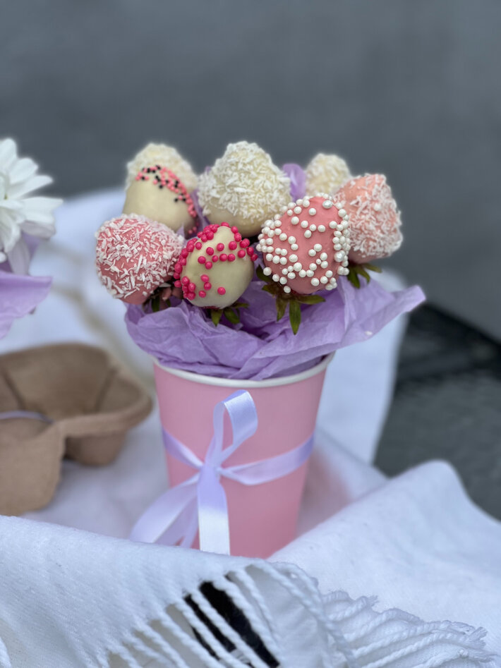 Клубничный стаканчик