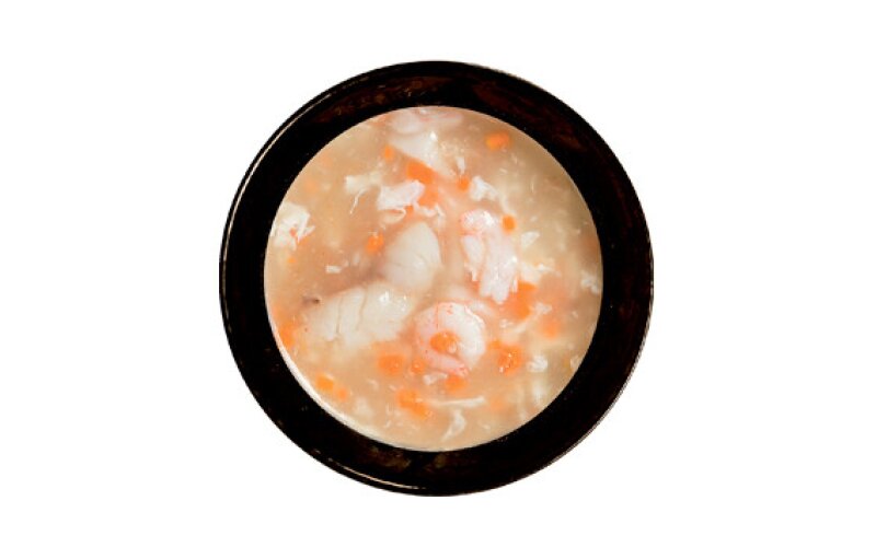 Суп с окунем и тигровыми креветками