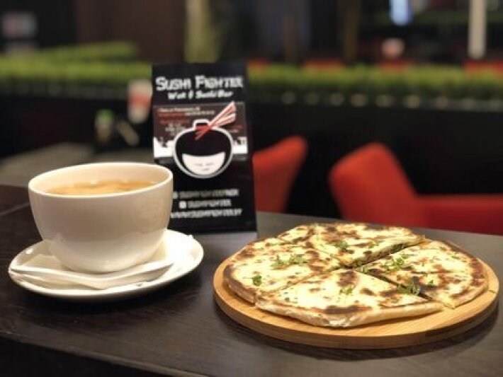 Лепёшка с сыром и шпинатом