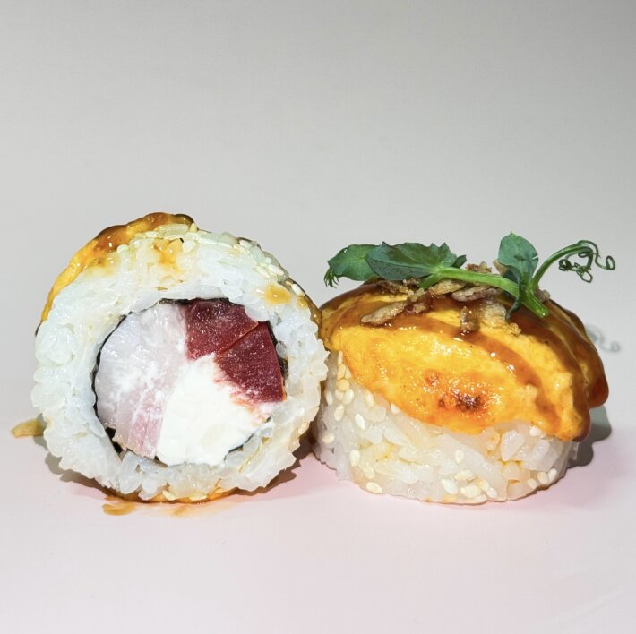 Запеченный ролл с беконом