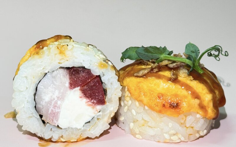 Запеченный ролл с беконом