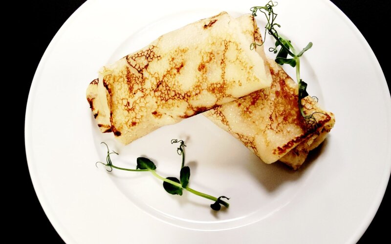 Блинчики с ветчиной и сыром