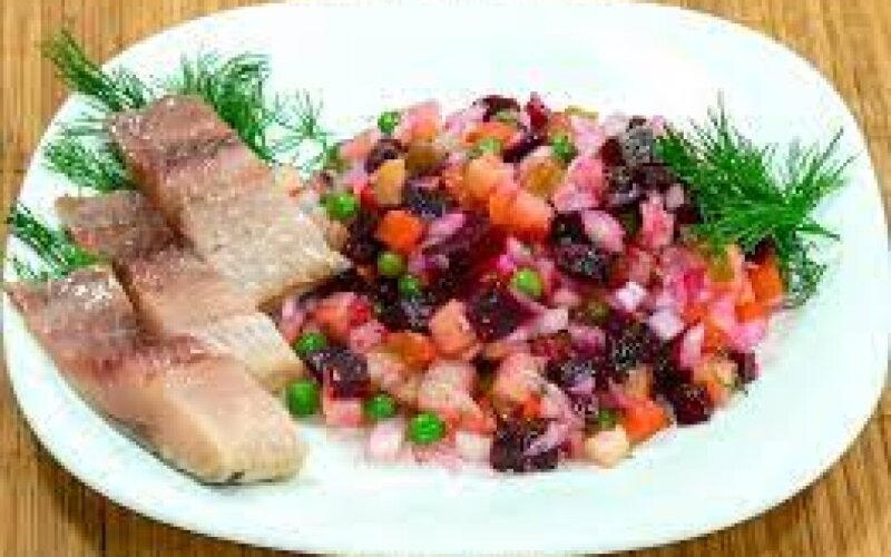 Винегрет овощной с филе сельди