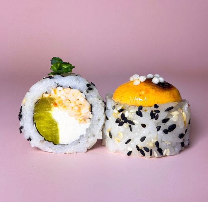 Запеченный ролл «Везувий» острый