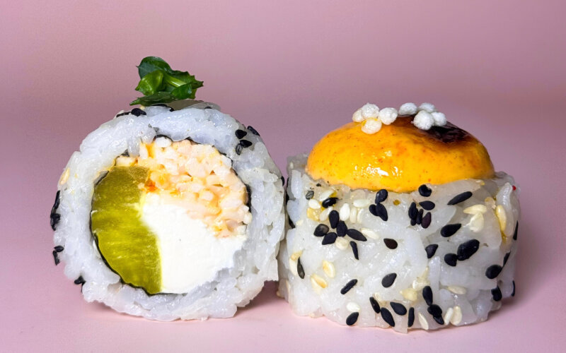 Запеченный ролл «Везувий» острый