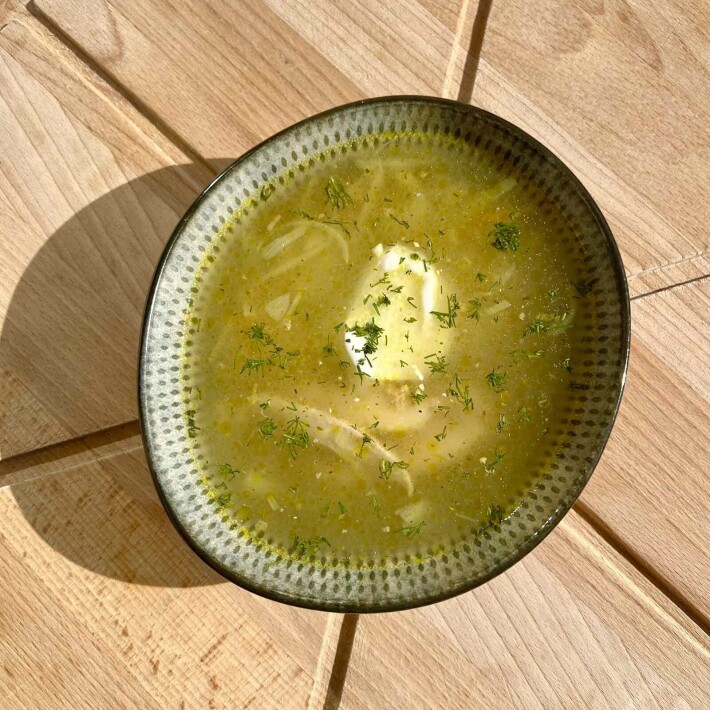 Картофельный суп с плавленым сырком и ветчиной