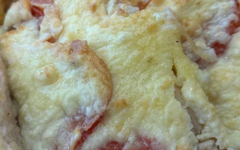 Куриная отбивная с помидором