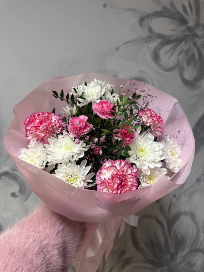 Букет с диантусами