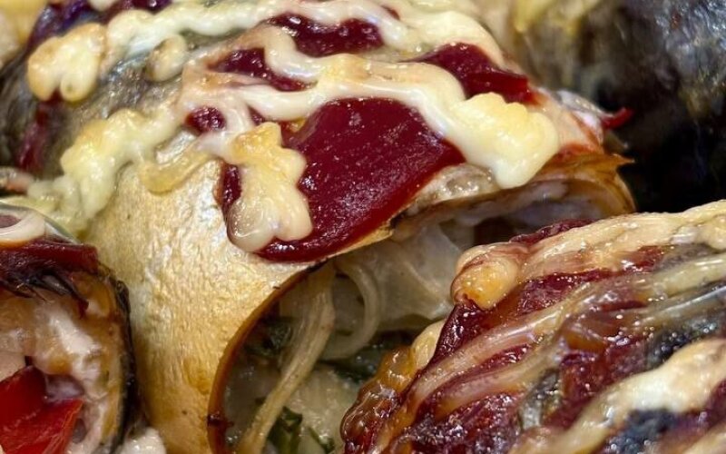 Рулетики из скумбрии