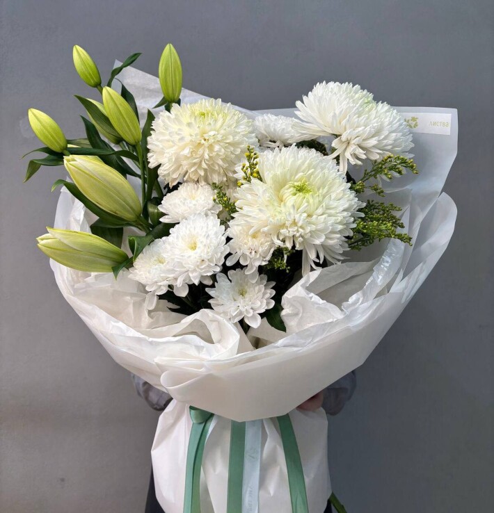 Букет «Лилия с магнумом»