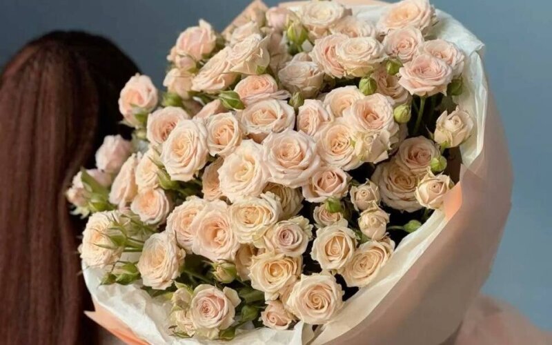 Букет из 11 кустовых