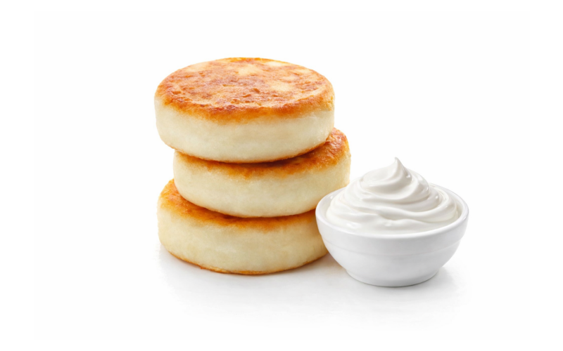 Сырники со сметаной