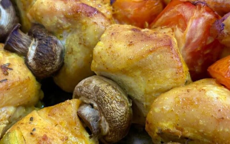 Шашлык куриный со сладким перцем и грибами