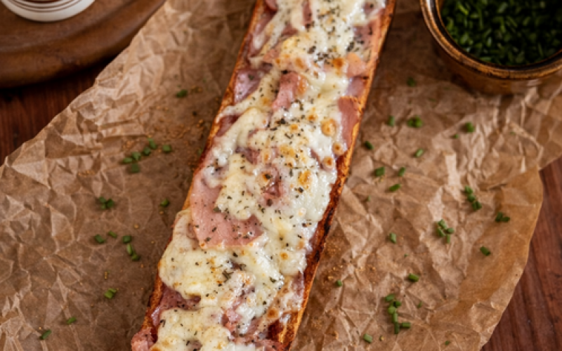 Французская пицца «С ветчиной»