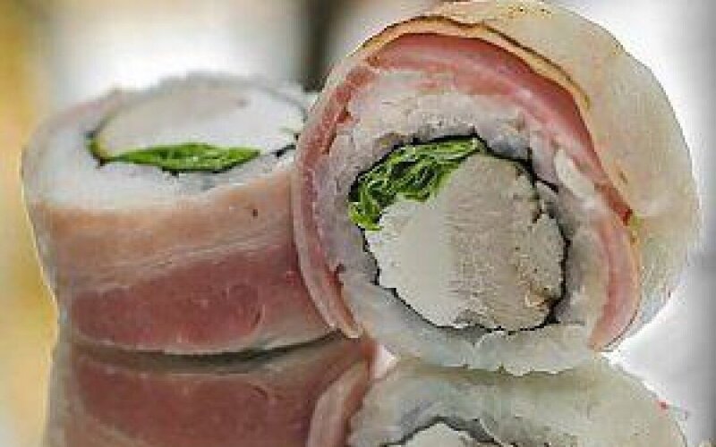 Ролл Кура бекон