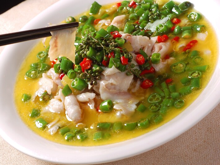 Отварные кусочки карпа с сычуаньским перцем