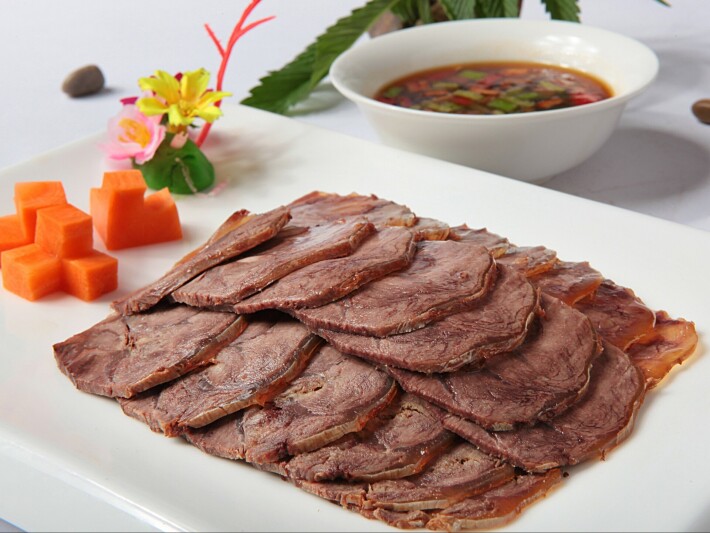 Ломтики говядины в соевом соусе